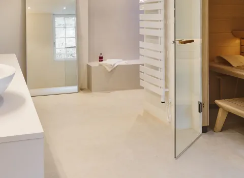 Sauna in Badezimmer.