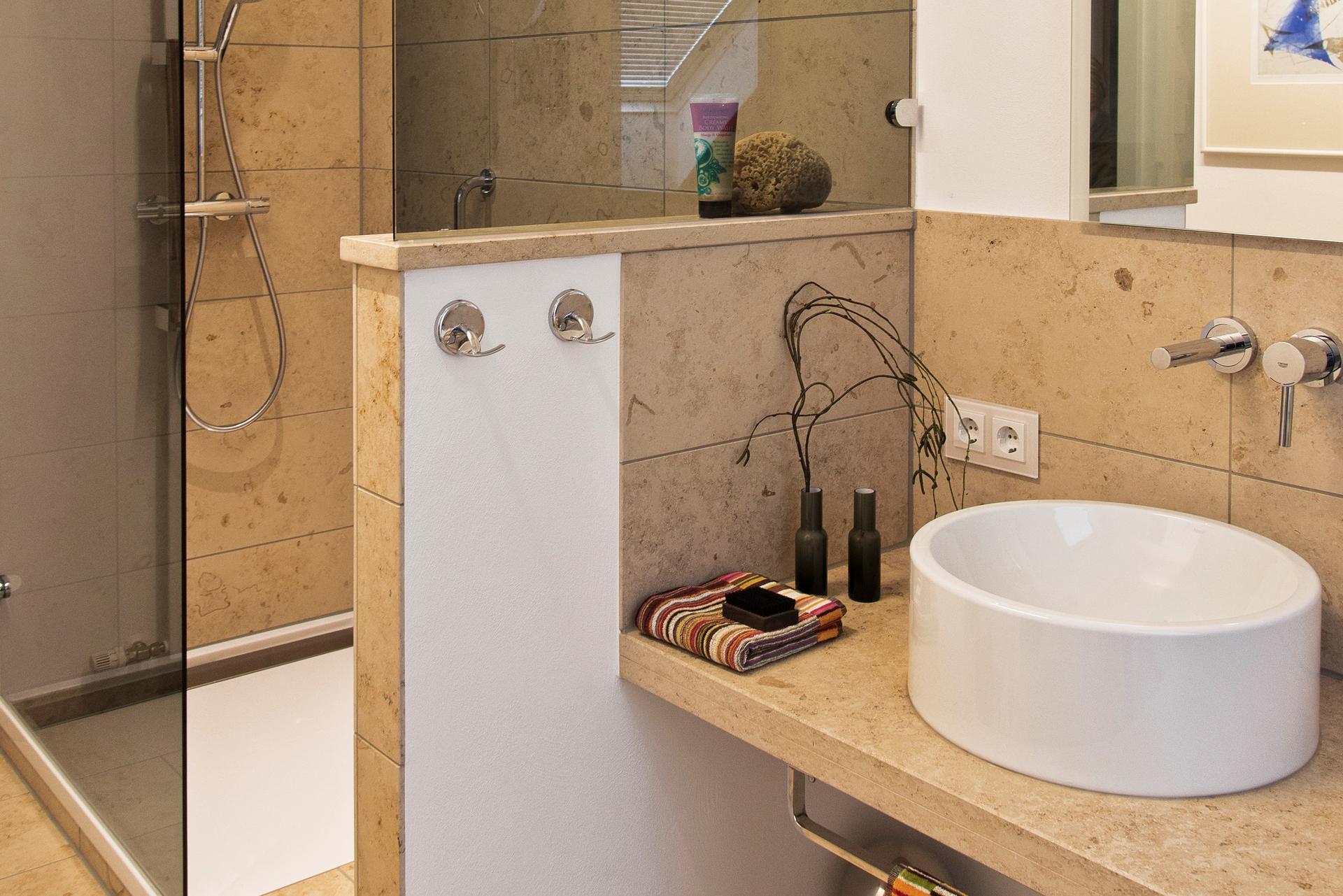 Naturstein Im Badezimmer Seitz Braun Neumarkt Oberpfalz